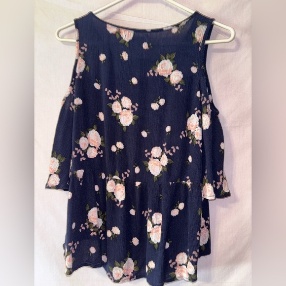 BONGO Women’s Navy and Pink Floral Blouse - Picture 6 of 9